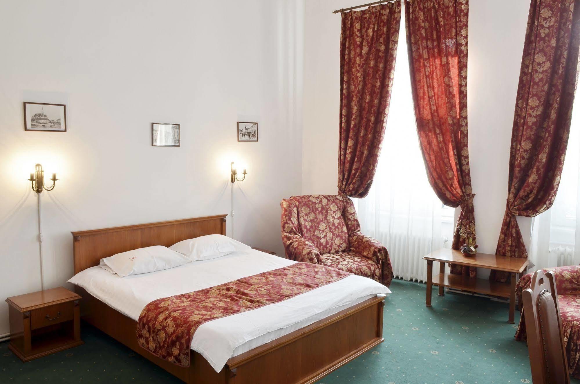 Hotel Transilvania Kluż-Napoka Zewnętrze zdjęcie